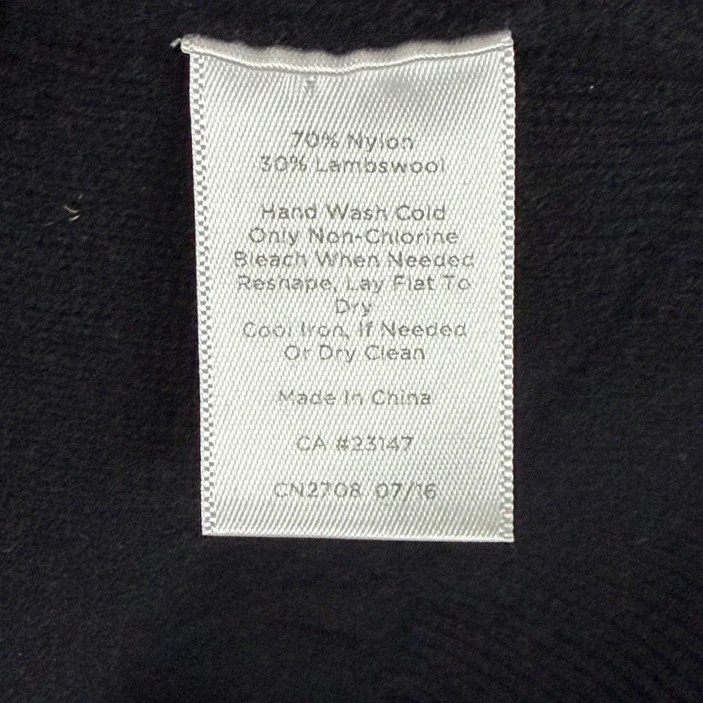 Talbots Womens Black Lambswool Blend Cable Knit Shoulder Button Sweater‎ Large - Picture 5 of 7
